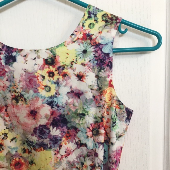 A kids size 10-11 flower print dress from H&M - Picture 2 of 4